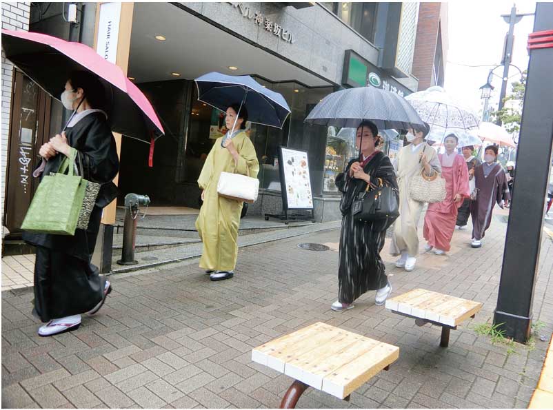 神楽坂をきもので歩く２
