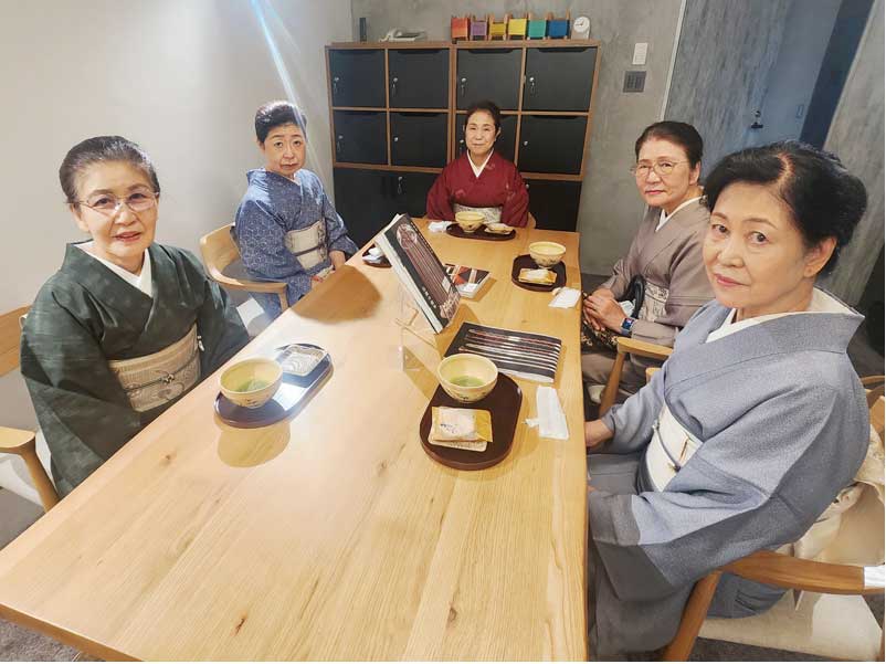 きものでおでかけ⑬/神楽坂 「道明」にて奈良紐体験
